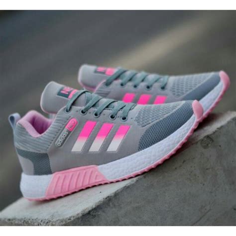 harga sneakers adidas wanita original|sepatu Adidas wanita.